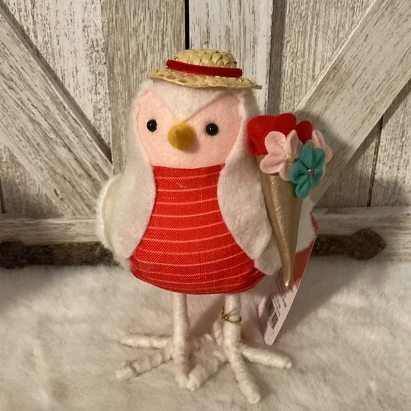Target 2023 Spritz Featherly Friends Valentine’s Day Birds